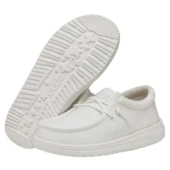 Wally Youth Slub Canvas - White -Heydude Shoes 40044 100 WALLYYOUTHSLUBCANVAS WHITE PAIRBOTTOM