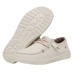 Wendy Stretch Boho Fleur - Sand 4 Wendy Stretch Boho Fleur - Sand -Heydude Shoes 40082 202 WENDYSTRETCHBOHOFLUER SAND PAIRBOTTOM