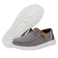 Wendy Washed Canvas - Grey -Heydude Shoes FW23 W 40297 030 WENDY WASHED CANVAS GREY LEFT PAIROUTSOLE